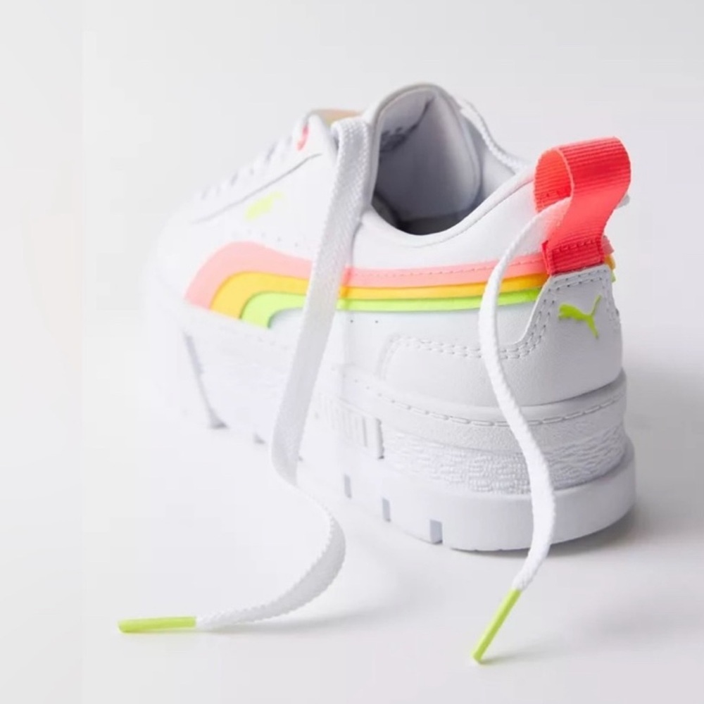 NWOB Puma Mayze Summer Squeeze Sneaker - Picture 2 of 8